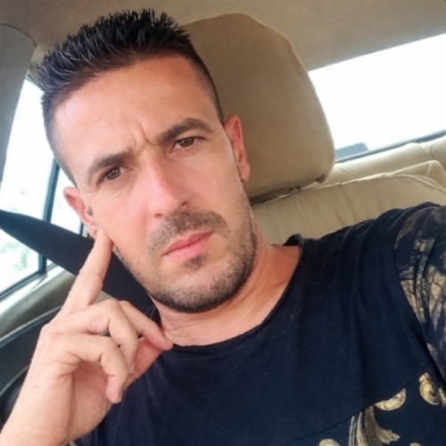 عصام
